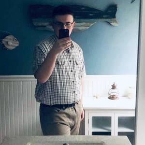 Meet your Posher, Evan